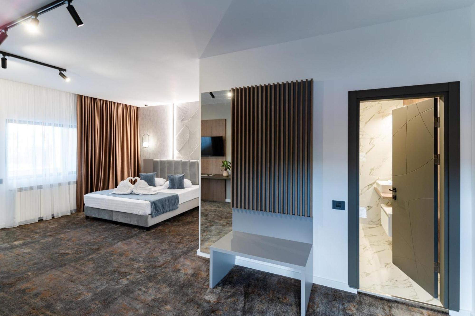 Hotel Luxor Medgidia Eksteriør bilde