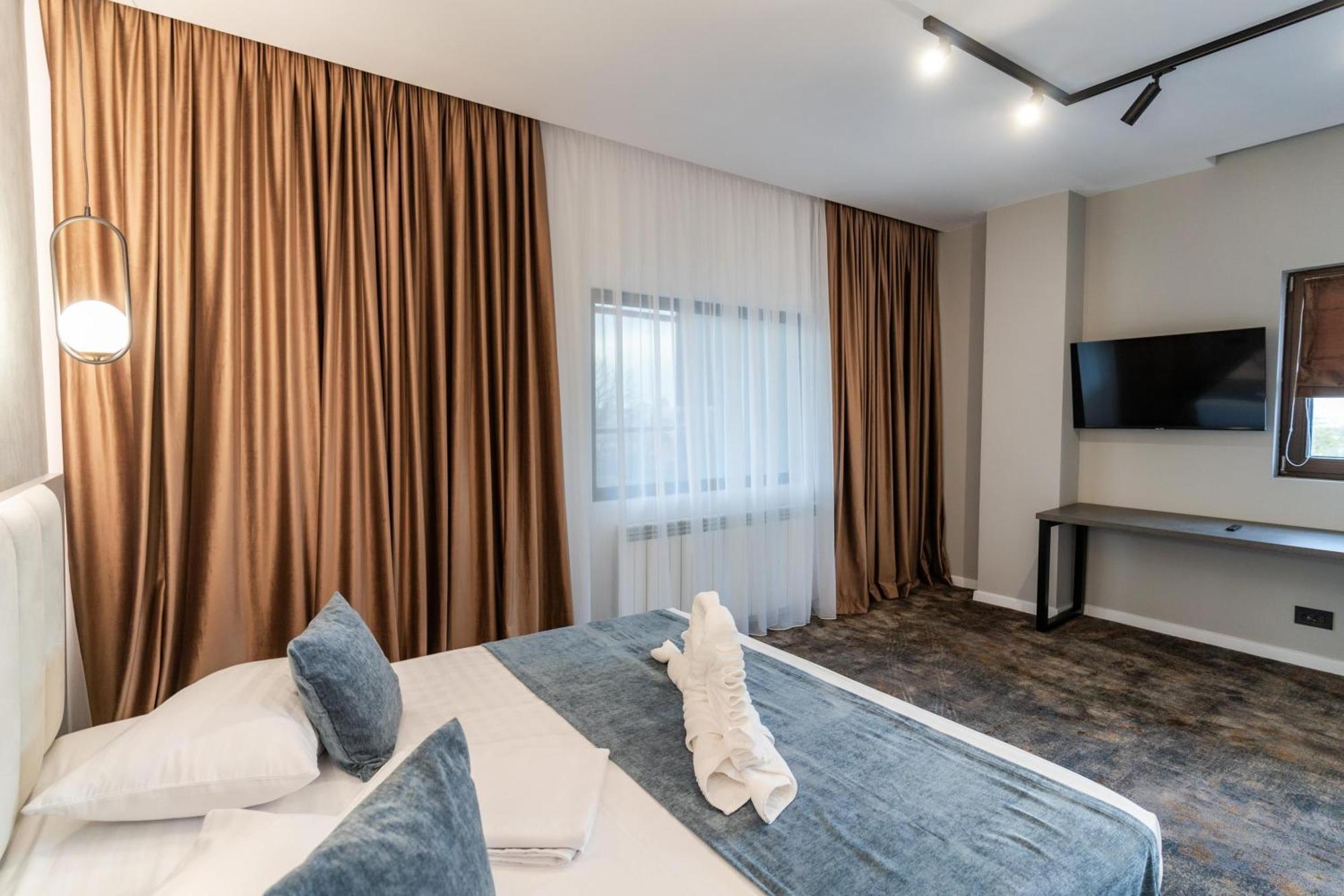 Hotel Luxor Medgidia Eksteriør bilde