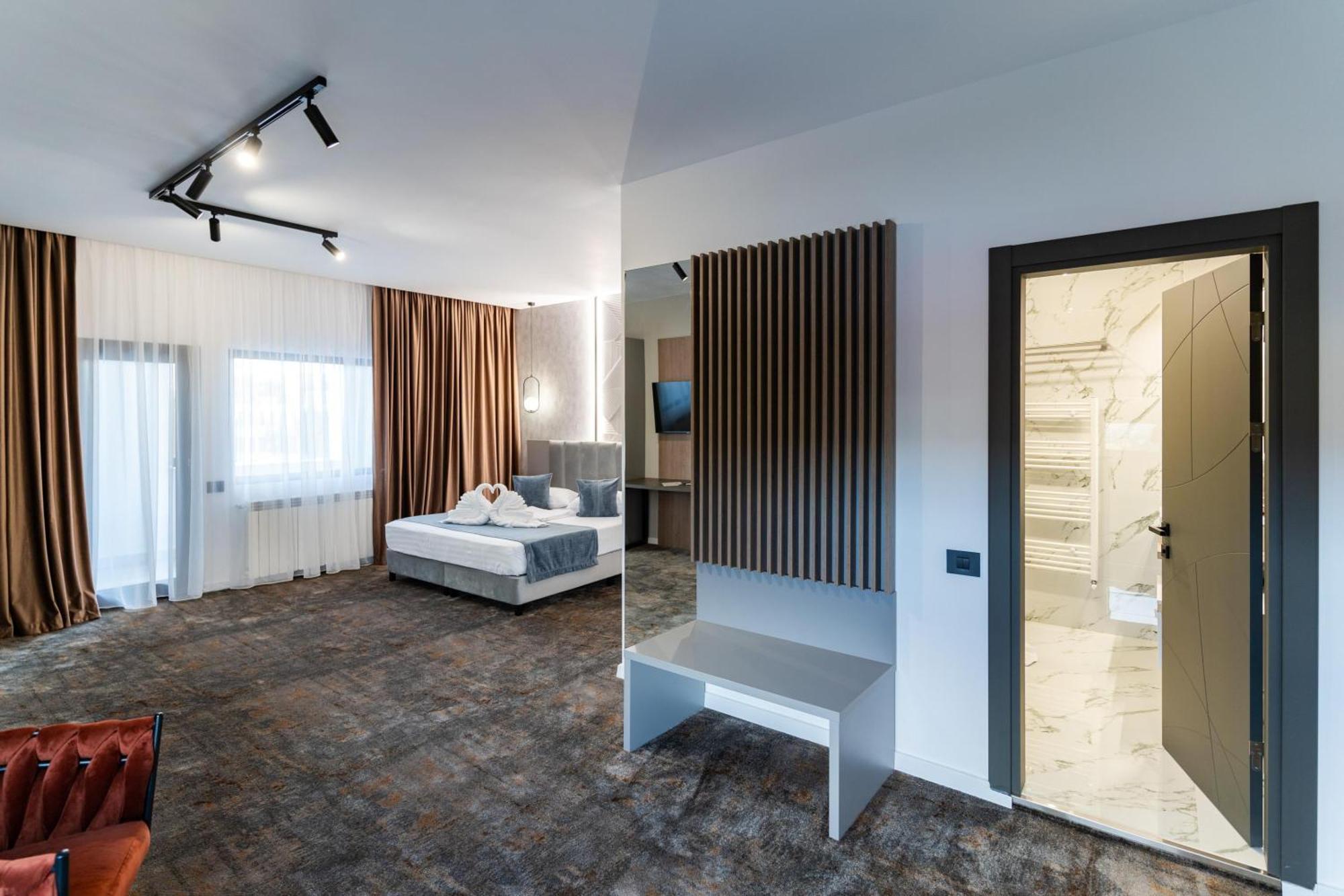Hotel Luxor Medgidia Eksteriør bilde