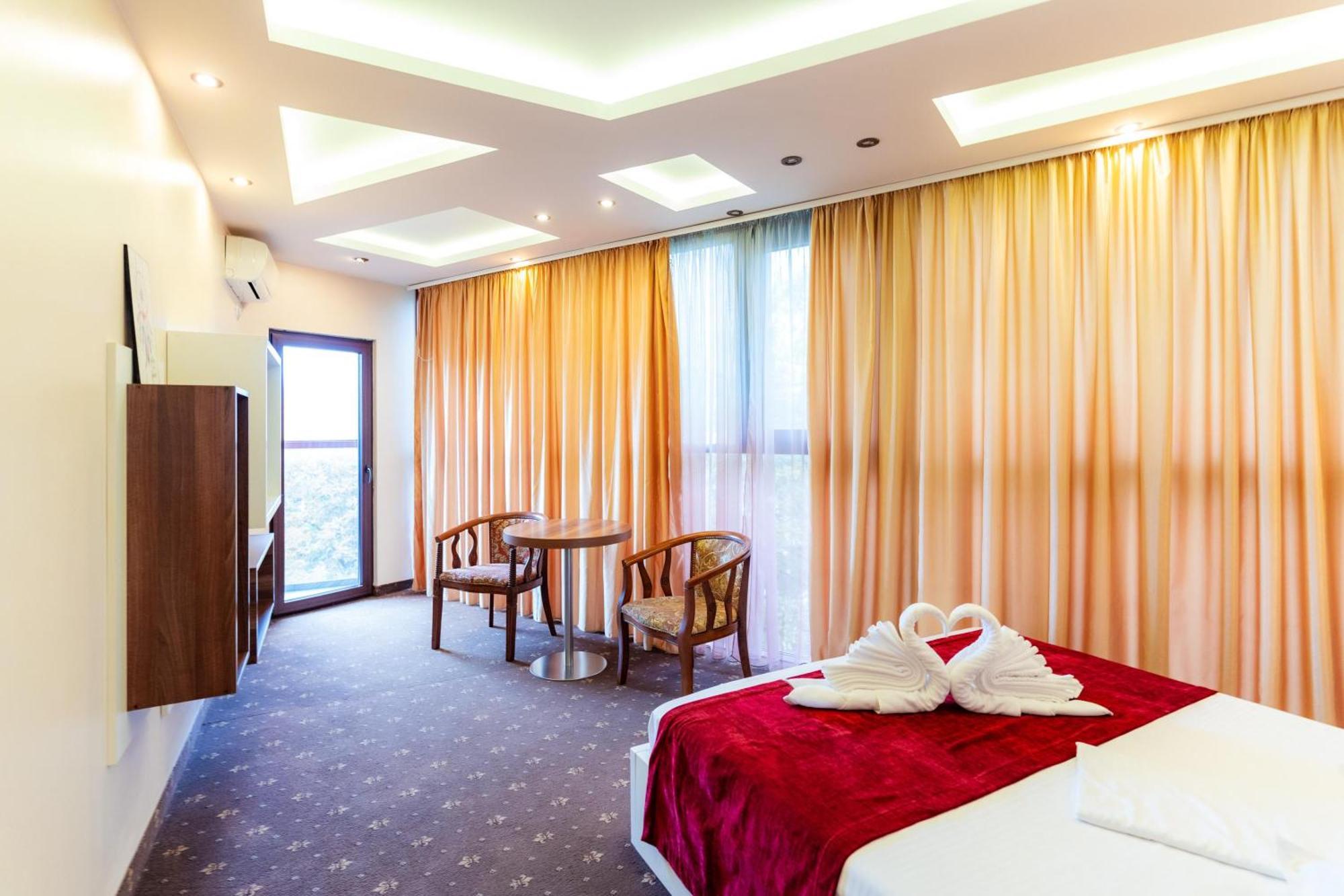Hotel Luxor Medgidia Eksteriør bilde