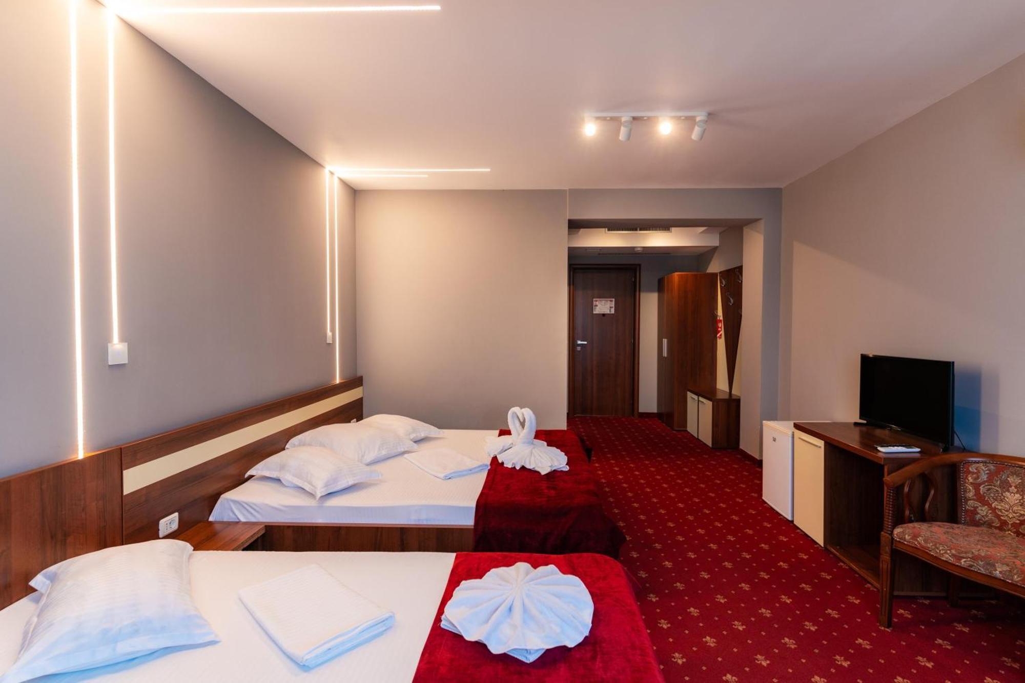 Hotel Luxor Medgidia Eksteriør bilde