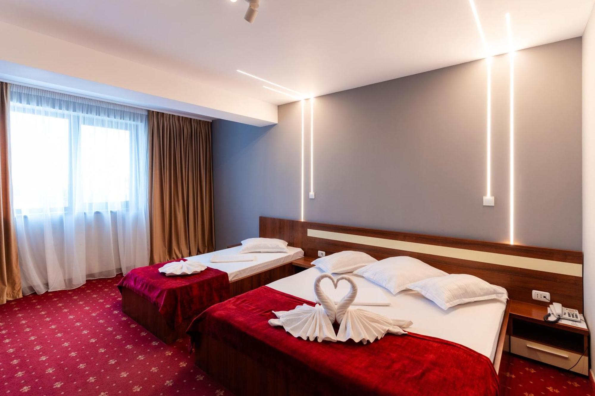 Hotel Luxor Medgidia Eksteriør bilde