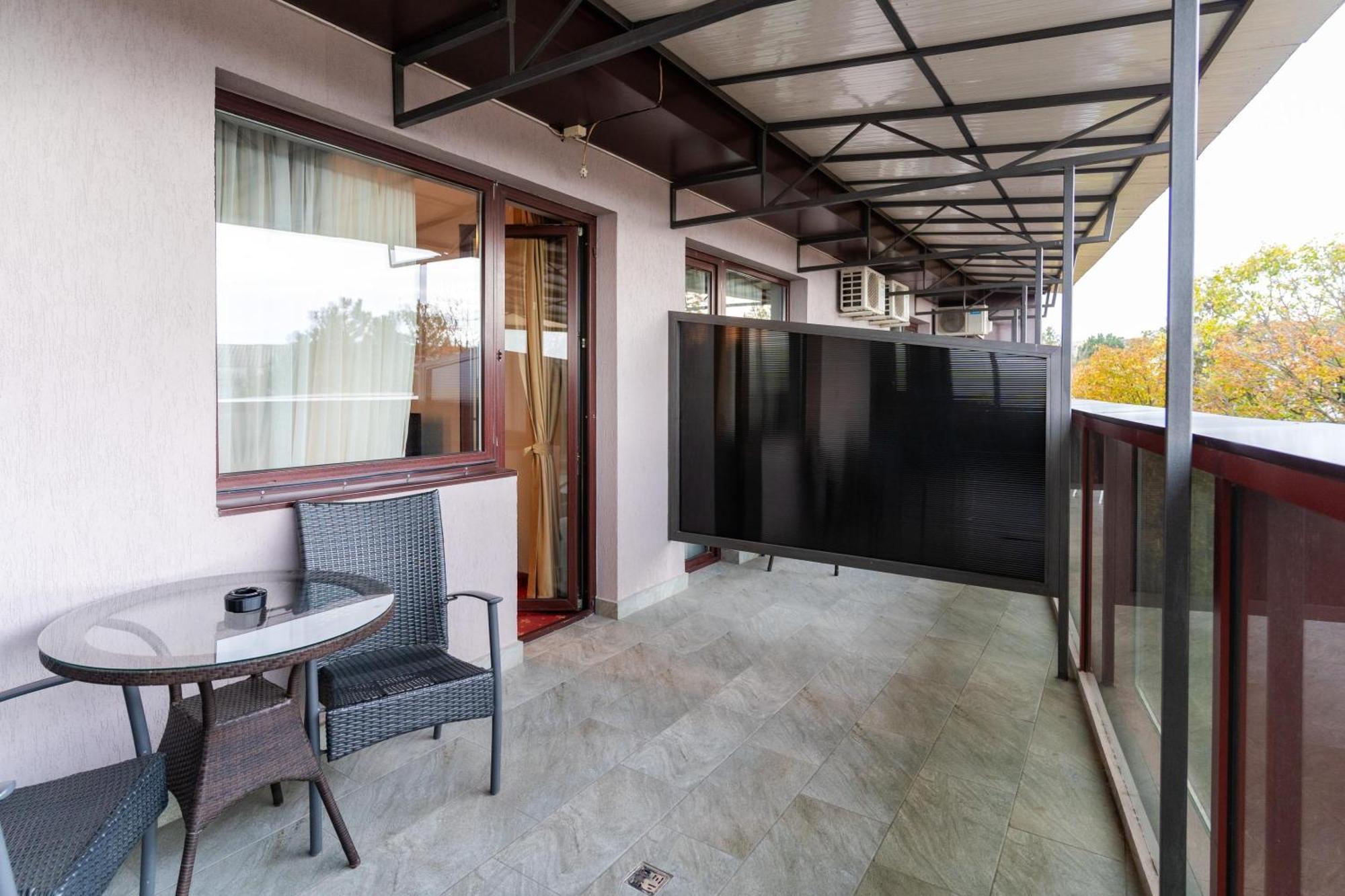 Hotel Luxor Medgidia Eksteriør bilde